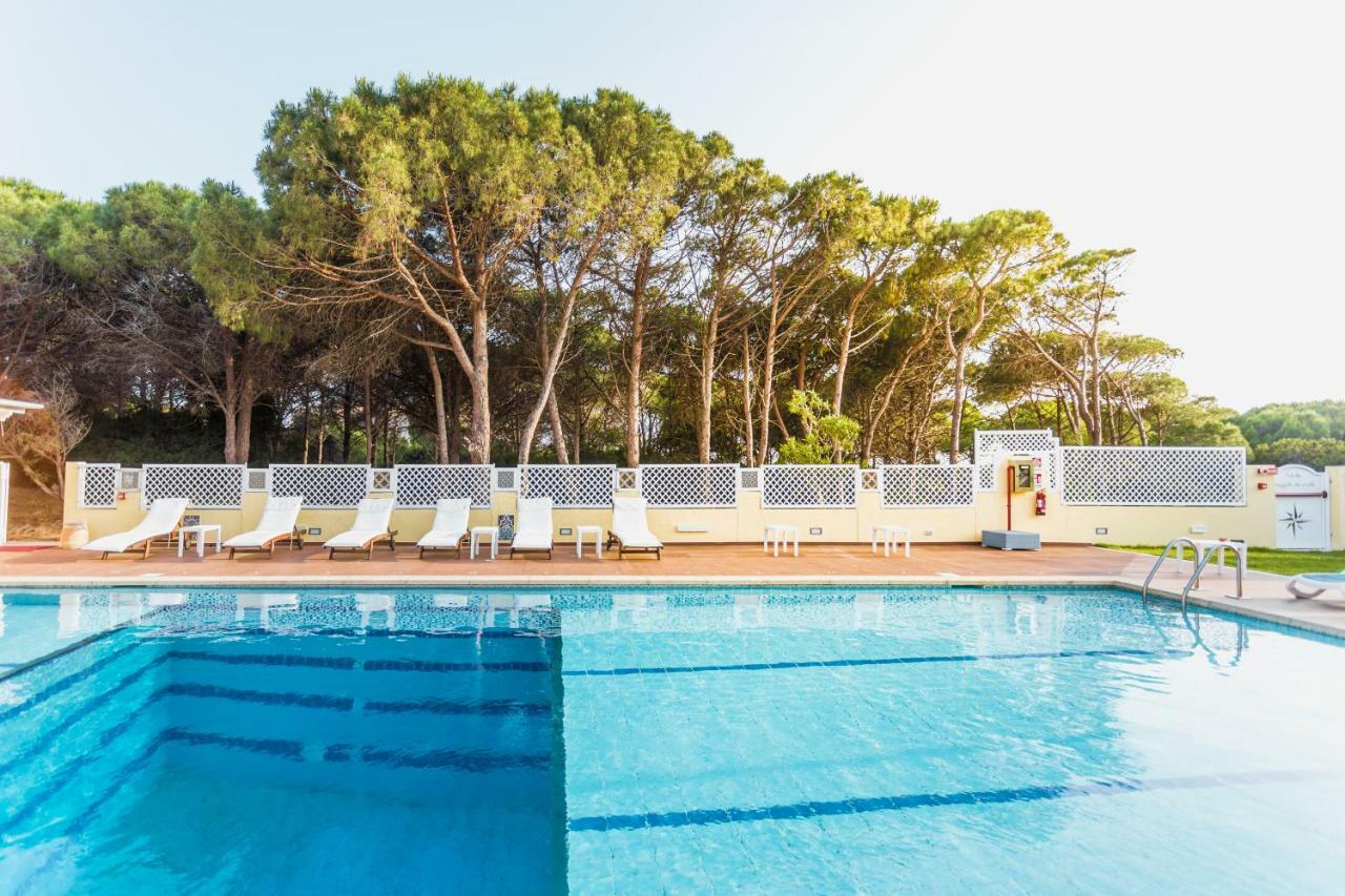 Hotel Fiore Di Maggio Villasimius Exterior photo
